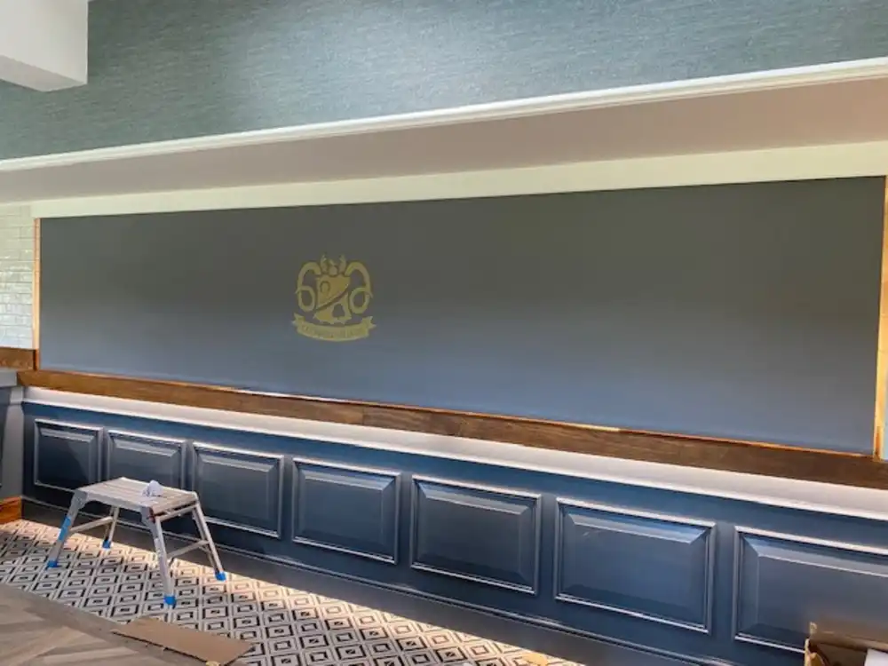 Secure, Branded Blinds for a Cotswolds Golf Club